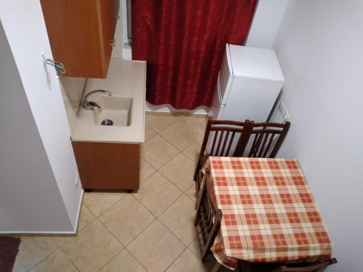 Araniti Apartment Velipoje Ngoại thất bức ảnh