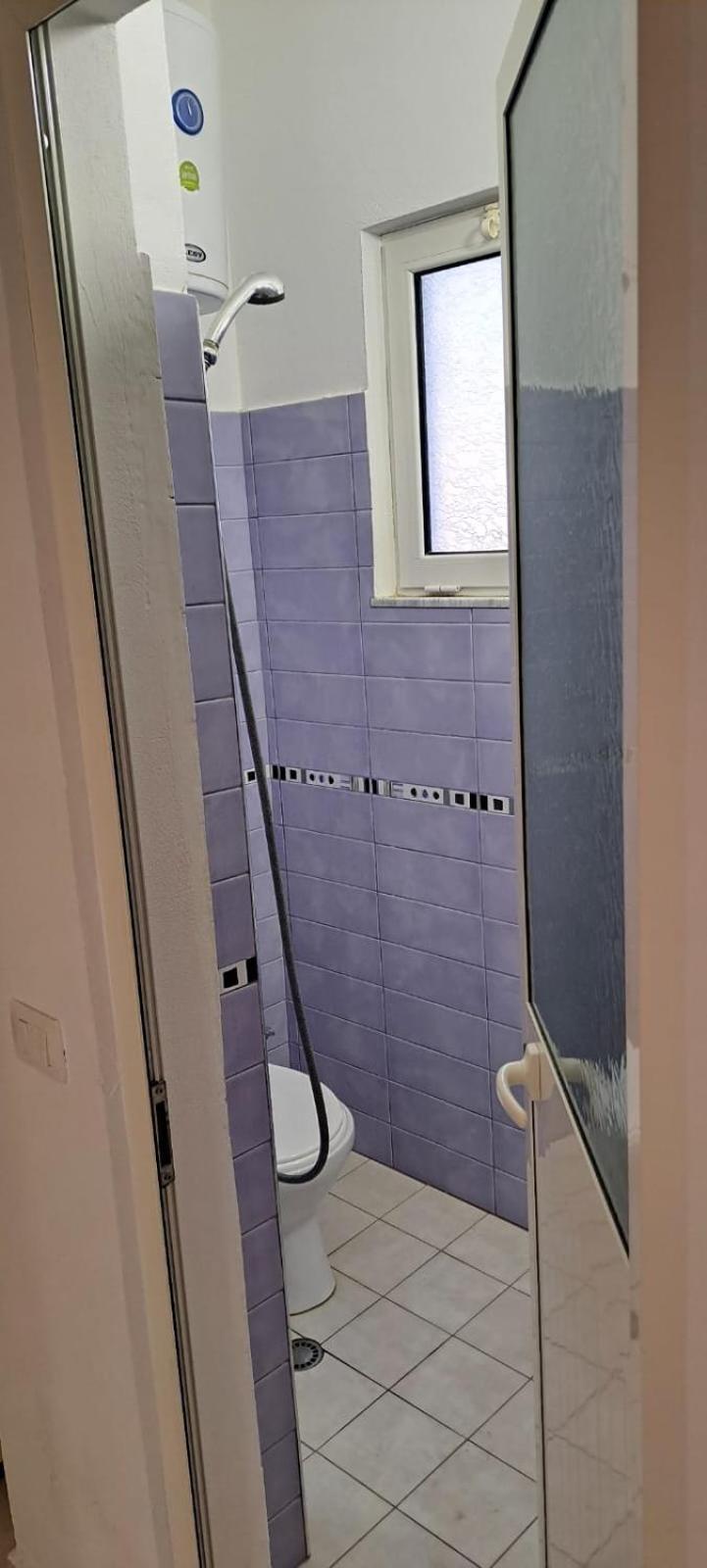 Araniti Apartment Velipoje Ngoại thất bức ảnh
