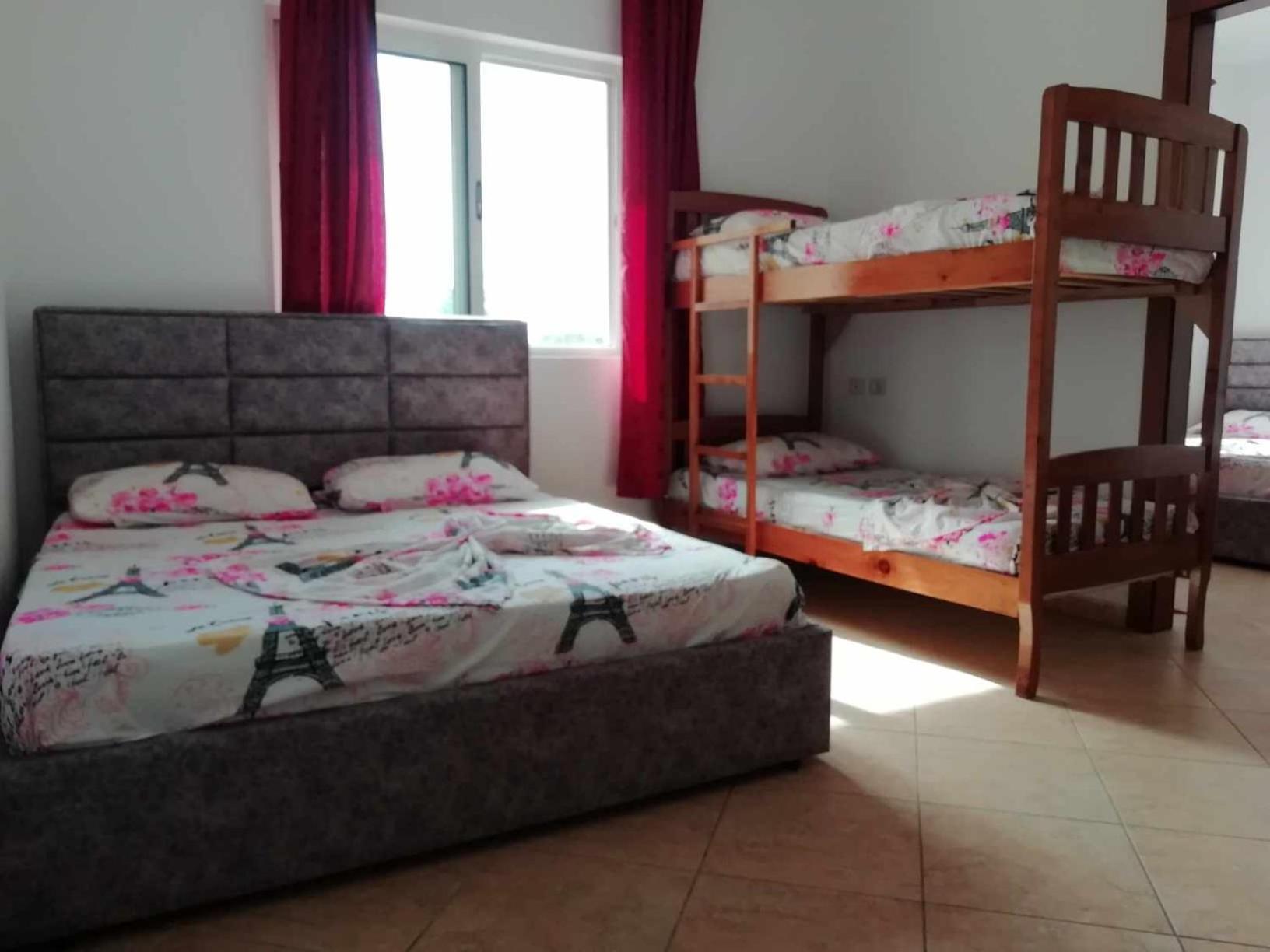Araniti Apartment Velipoje Ngoại thất bức ảnh