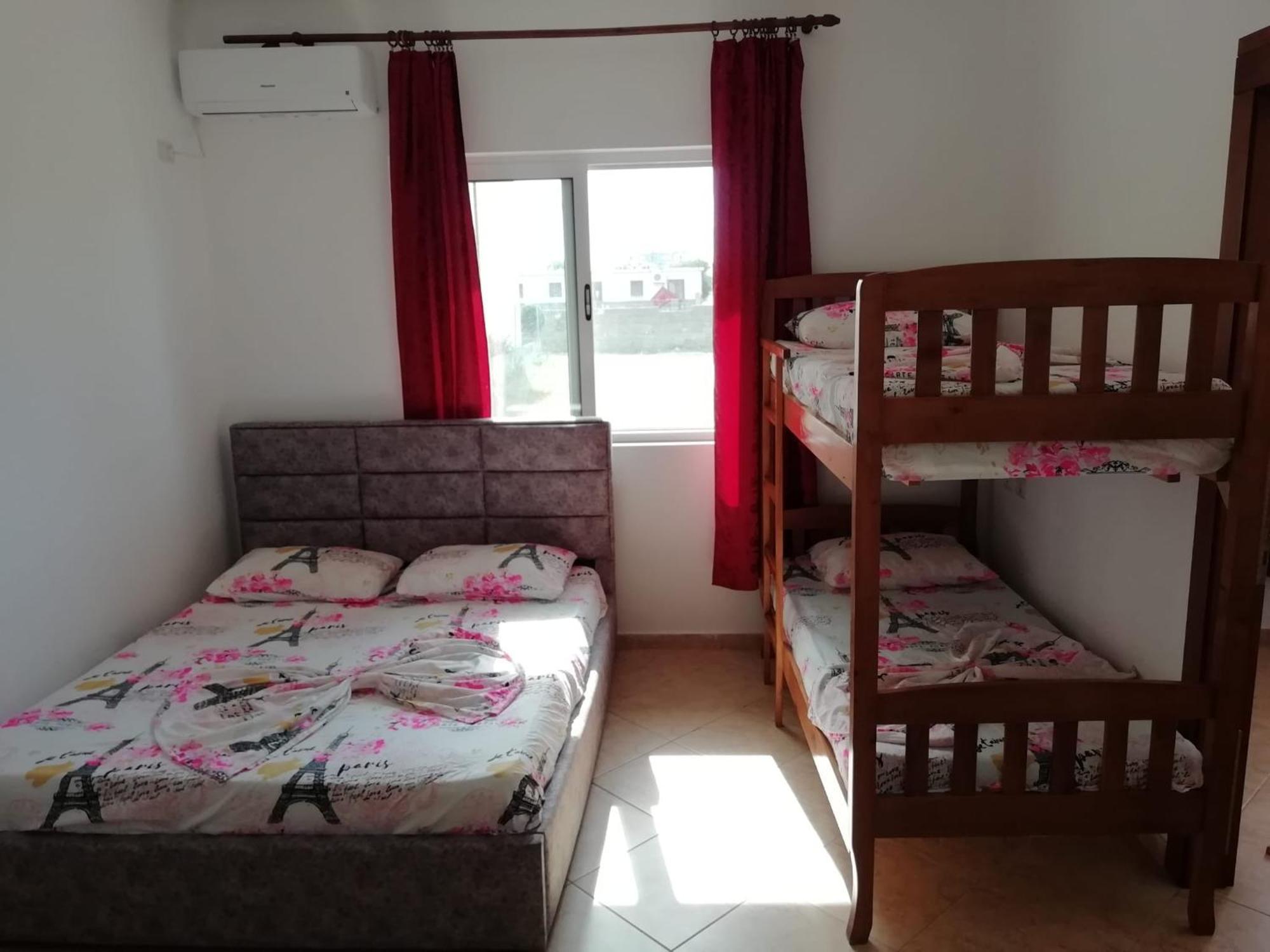 Araniti Apartment Velipoje Ngoại thất bức ảnh